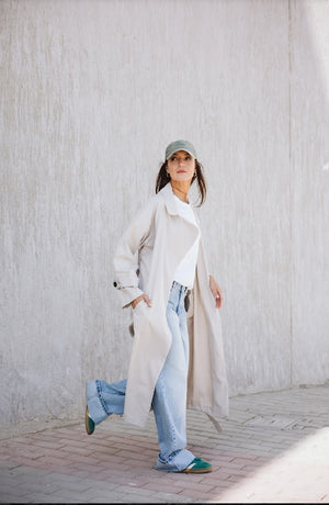 Trench coat in Off-white