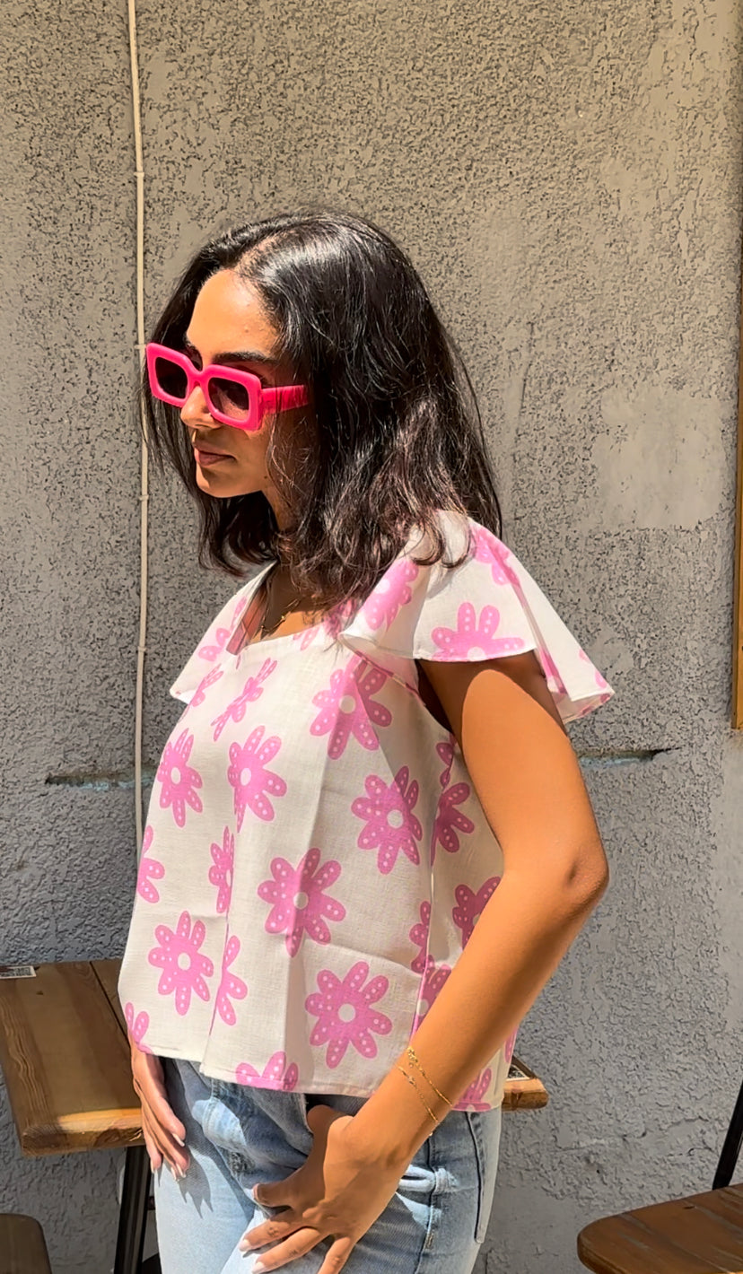 Floral Linen ruffle top in pink