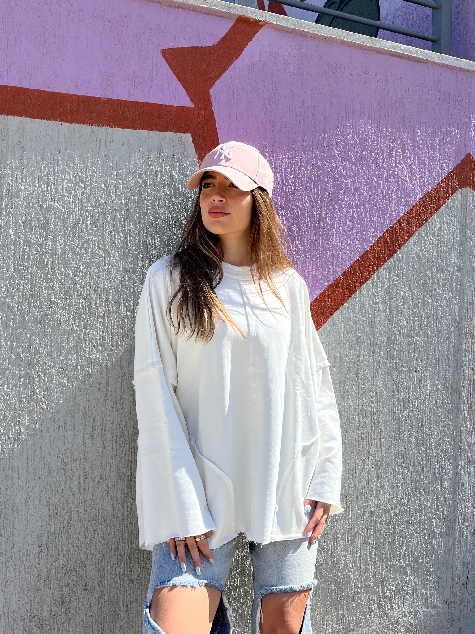 Melton top in off-white
