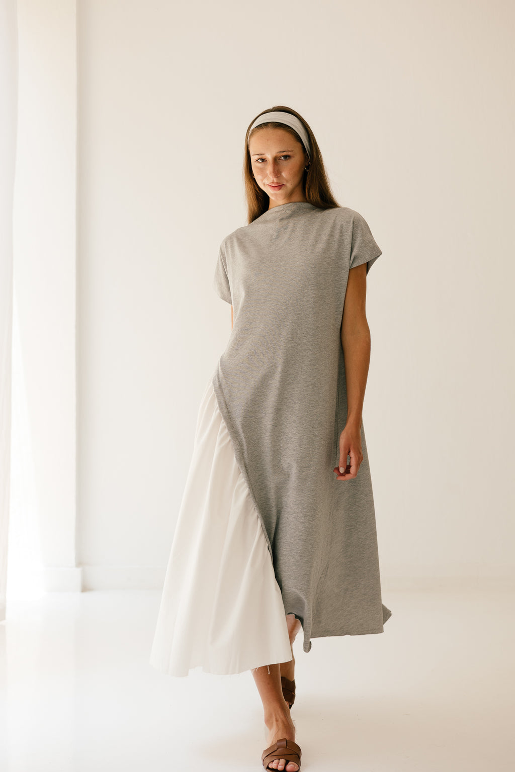 Half sleeves Melton x poplin dress in Light Grey