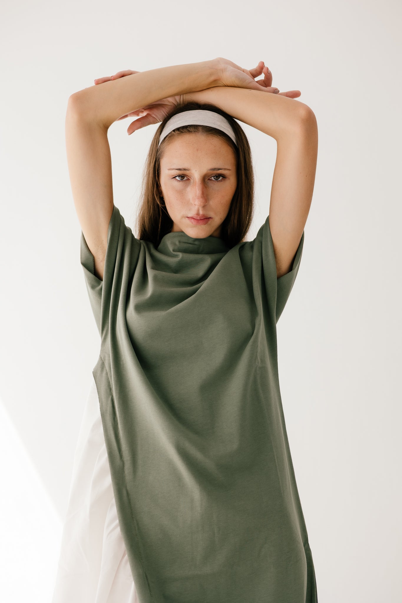 Half sleeves Melton x poplin dress in Olive