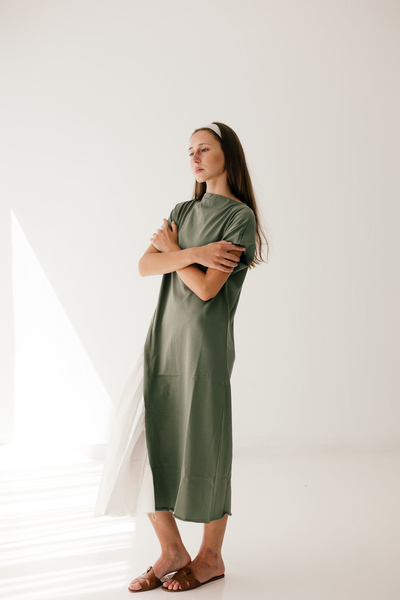 Half sleeves Melton x poplin dress in Olive