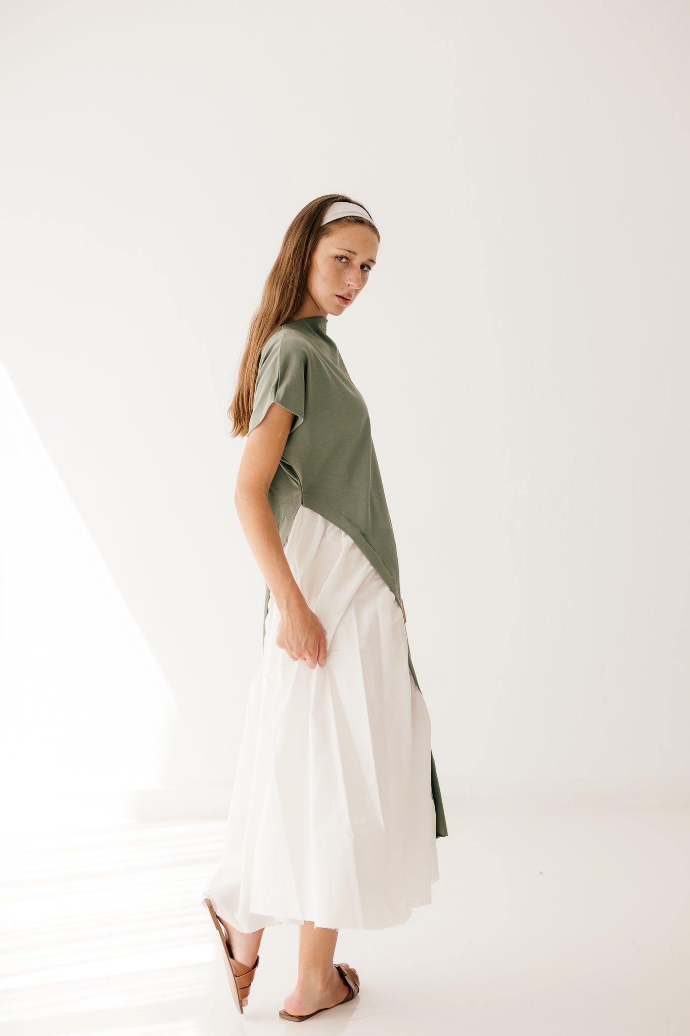 Half sleeves Melton x poplin dress in Olive