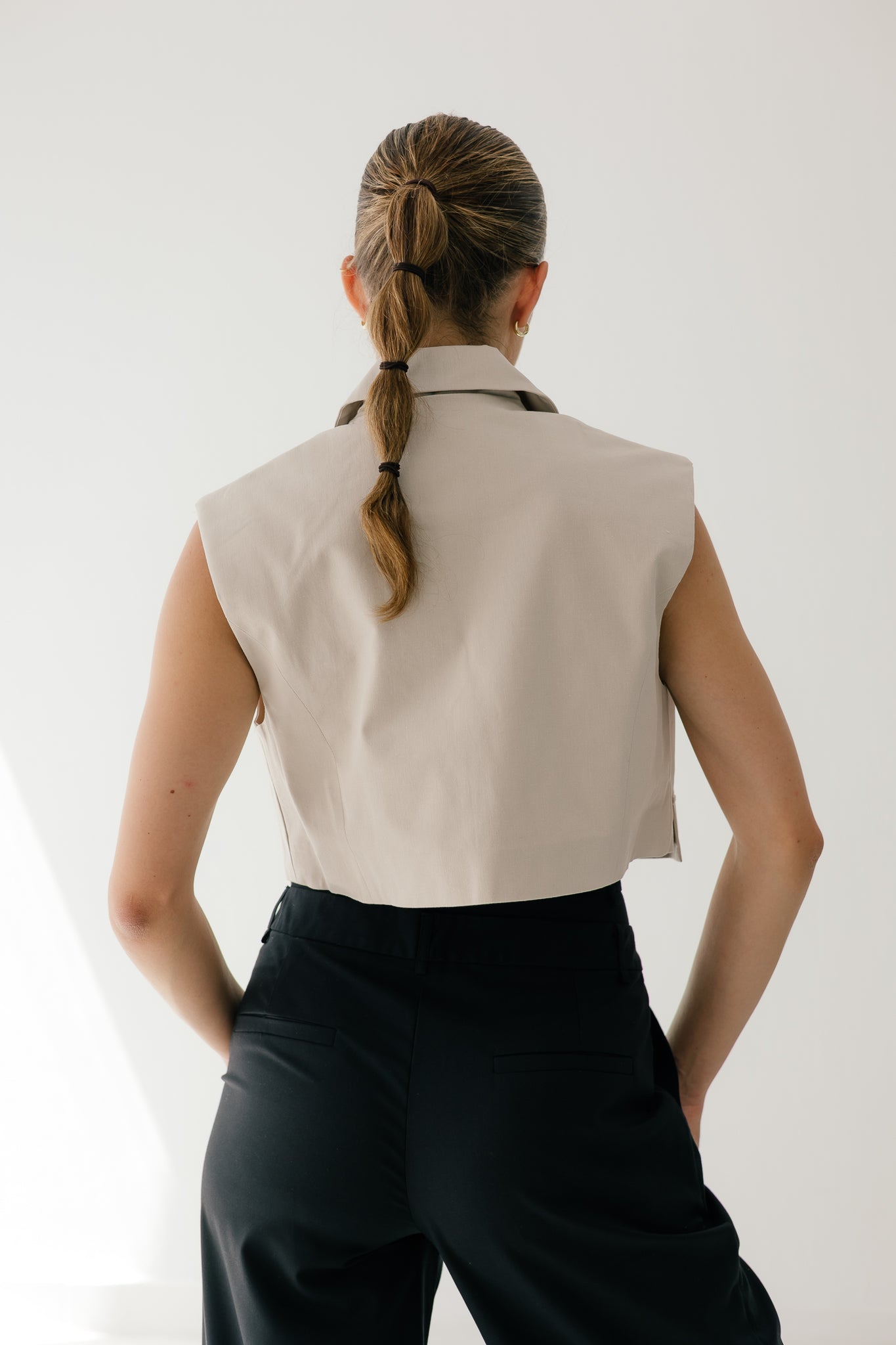 Cropped gabardine vest