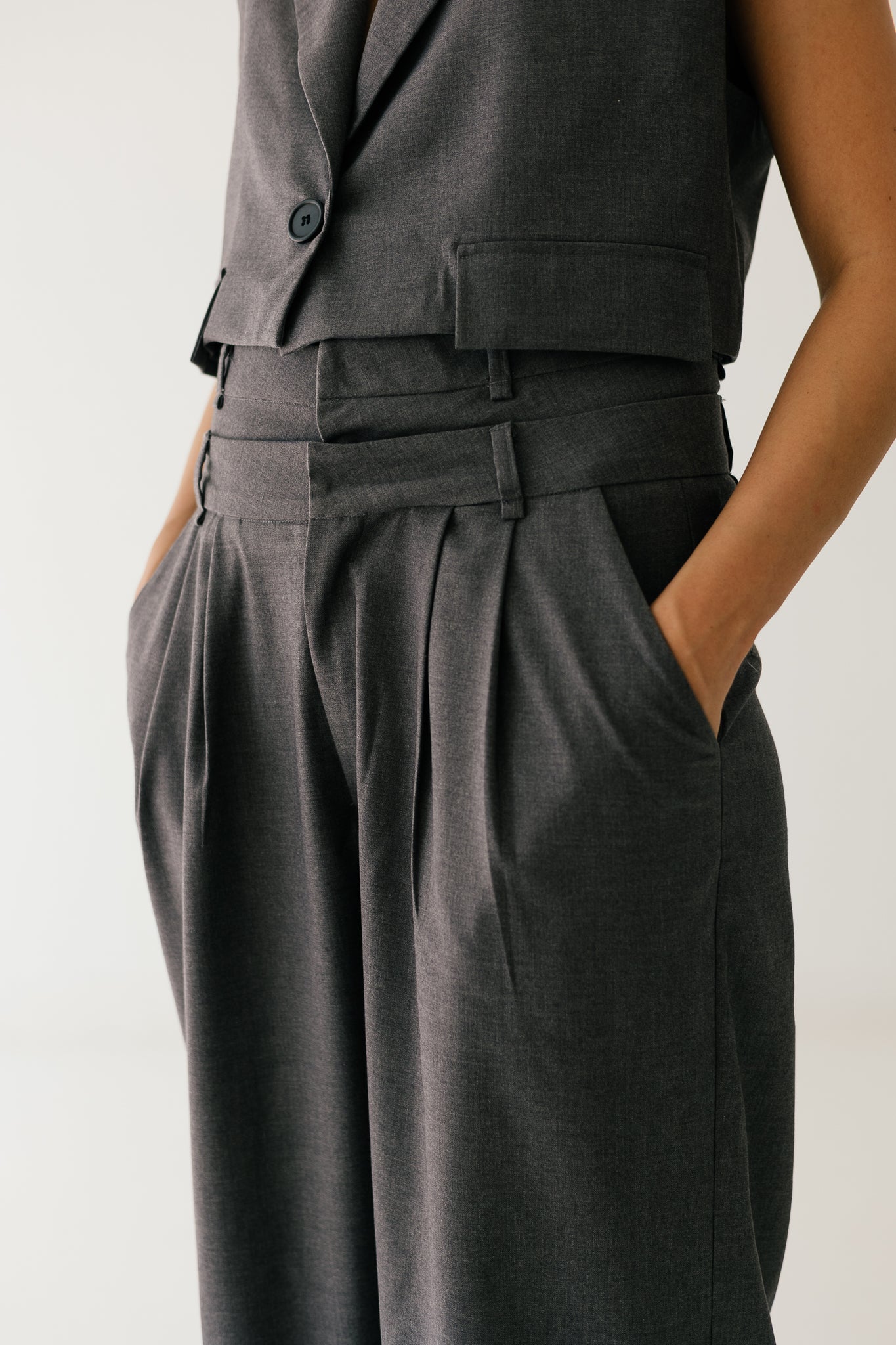 Tailored pants in Grey