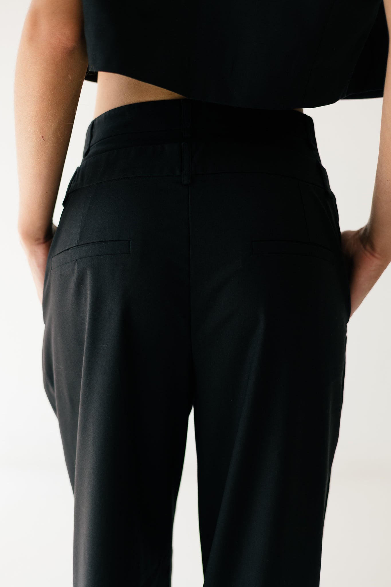 Tailored pants in Black